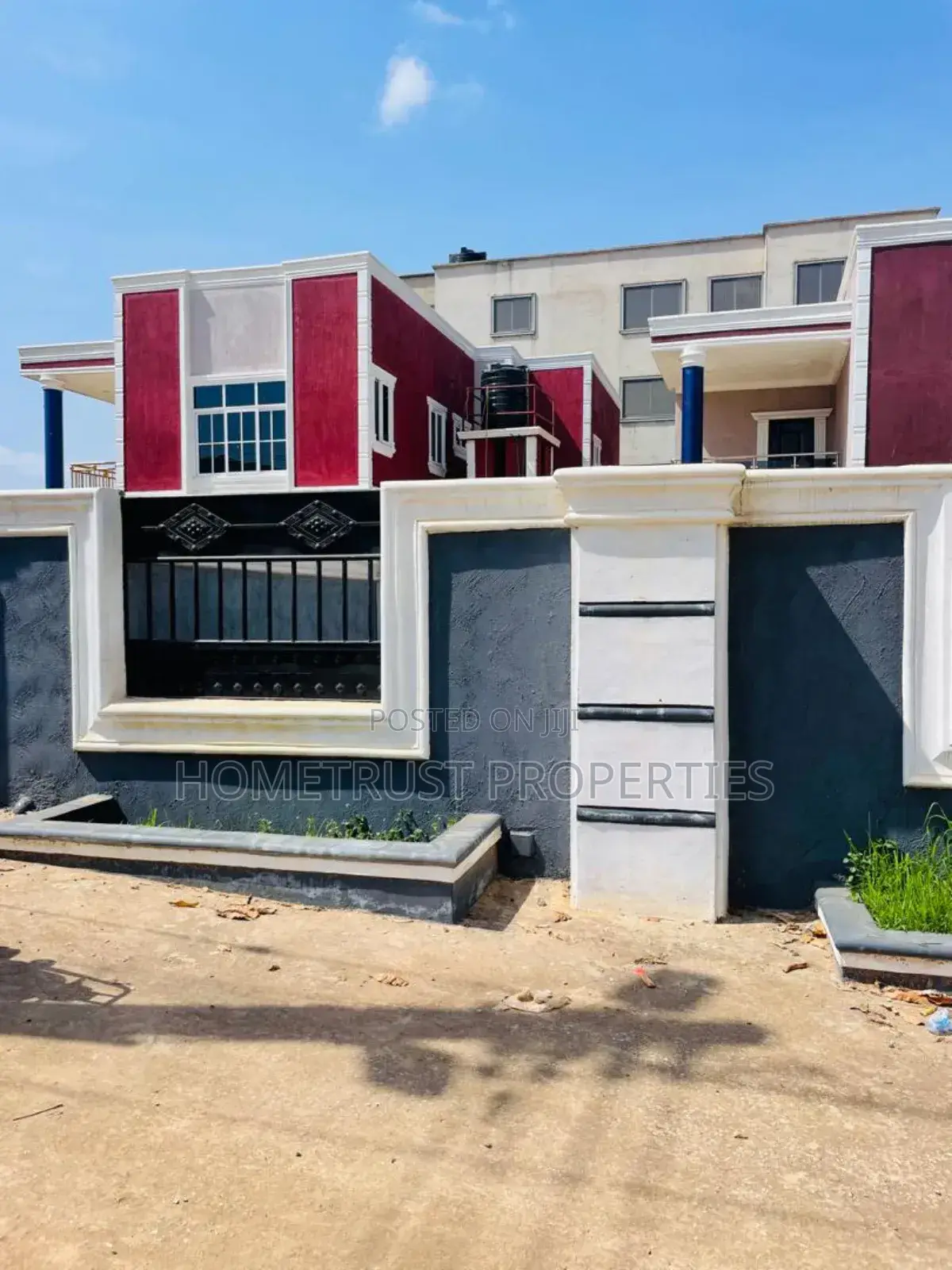 5bdrm House in Hometrust Properties, Achimota for sale in Achimota
