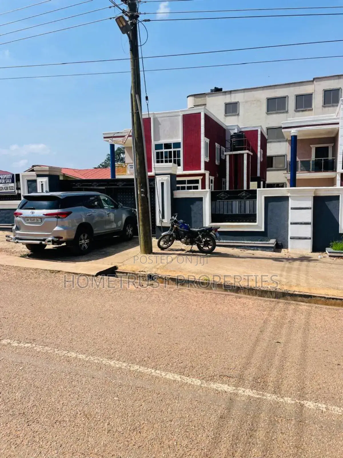 5bdrm House in Hometrust Properties, Achimota for sale in Achimota