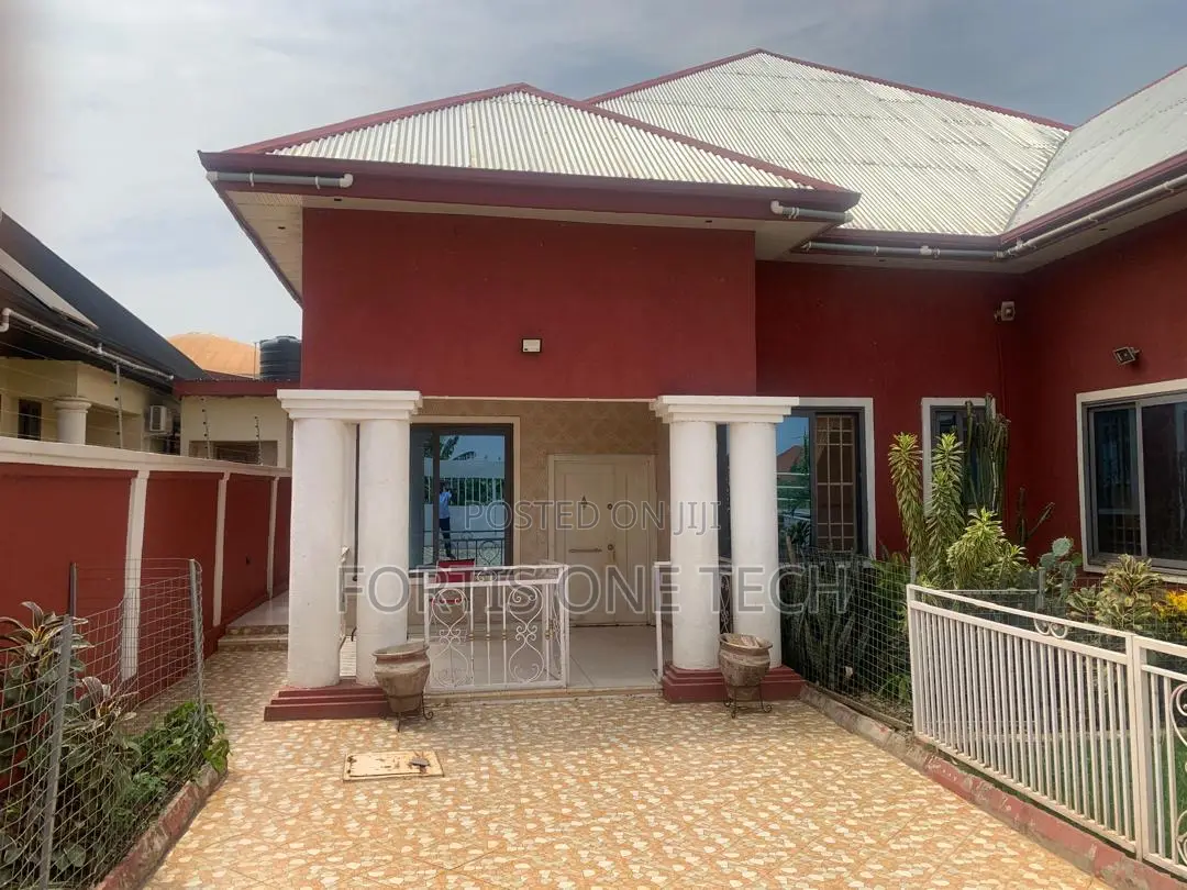 Furnished 4bdrm House in Kumasi Metropolitan for sale in Kumasi Metropolitan