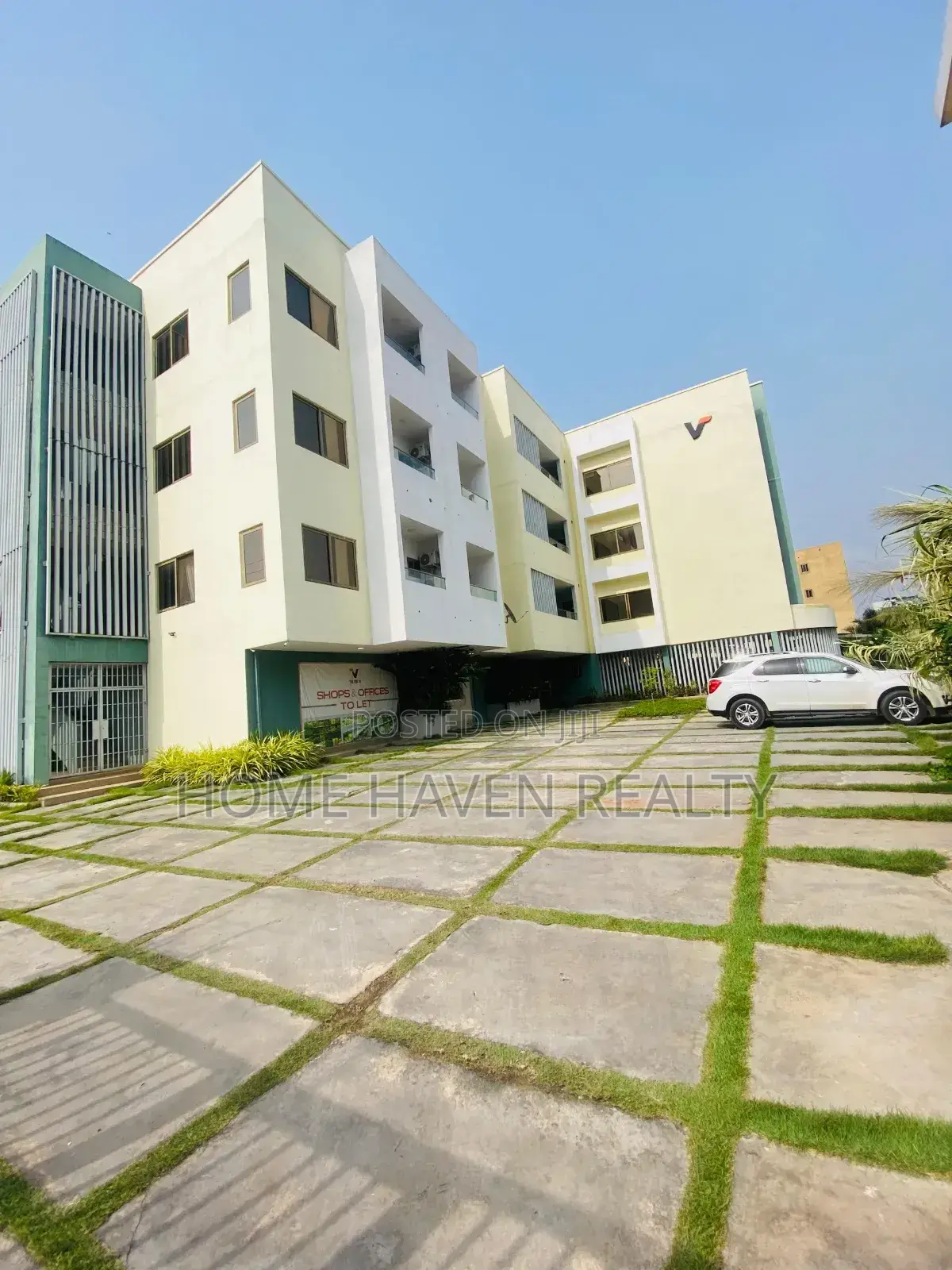 Furnished 1bdrm Apartment in Dzorwulu for sale in Dzorwulu