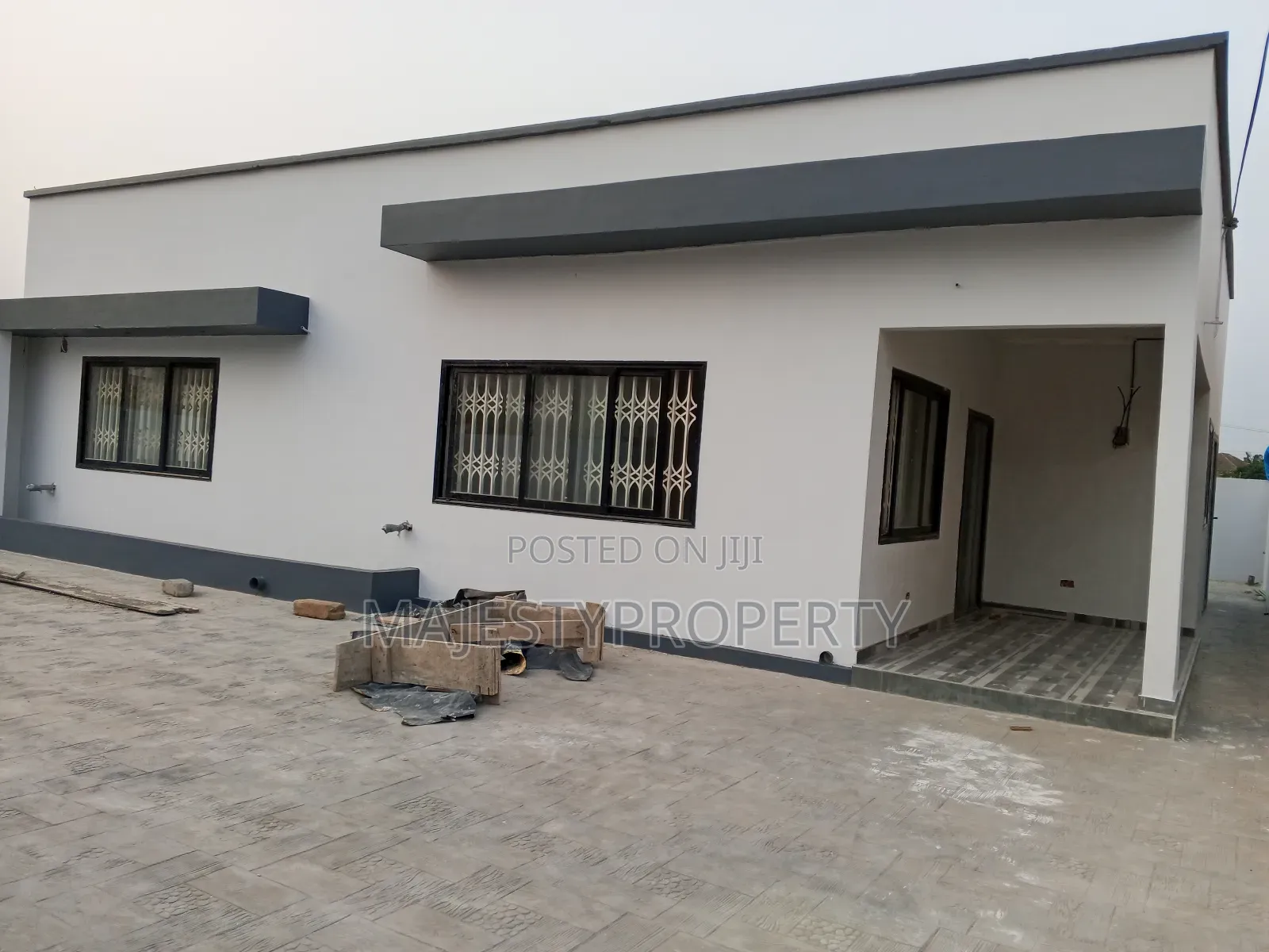 3bdrm House in Spintex for sale in Spintex