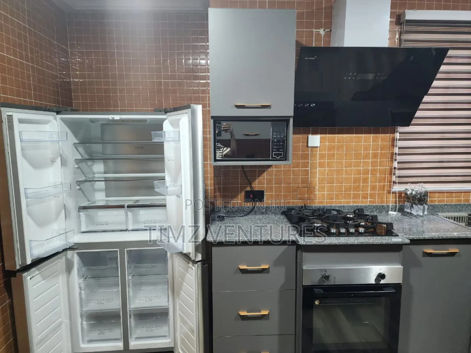 2 Bedroom Apartment for Short Stay in Trade Fair