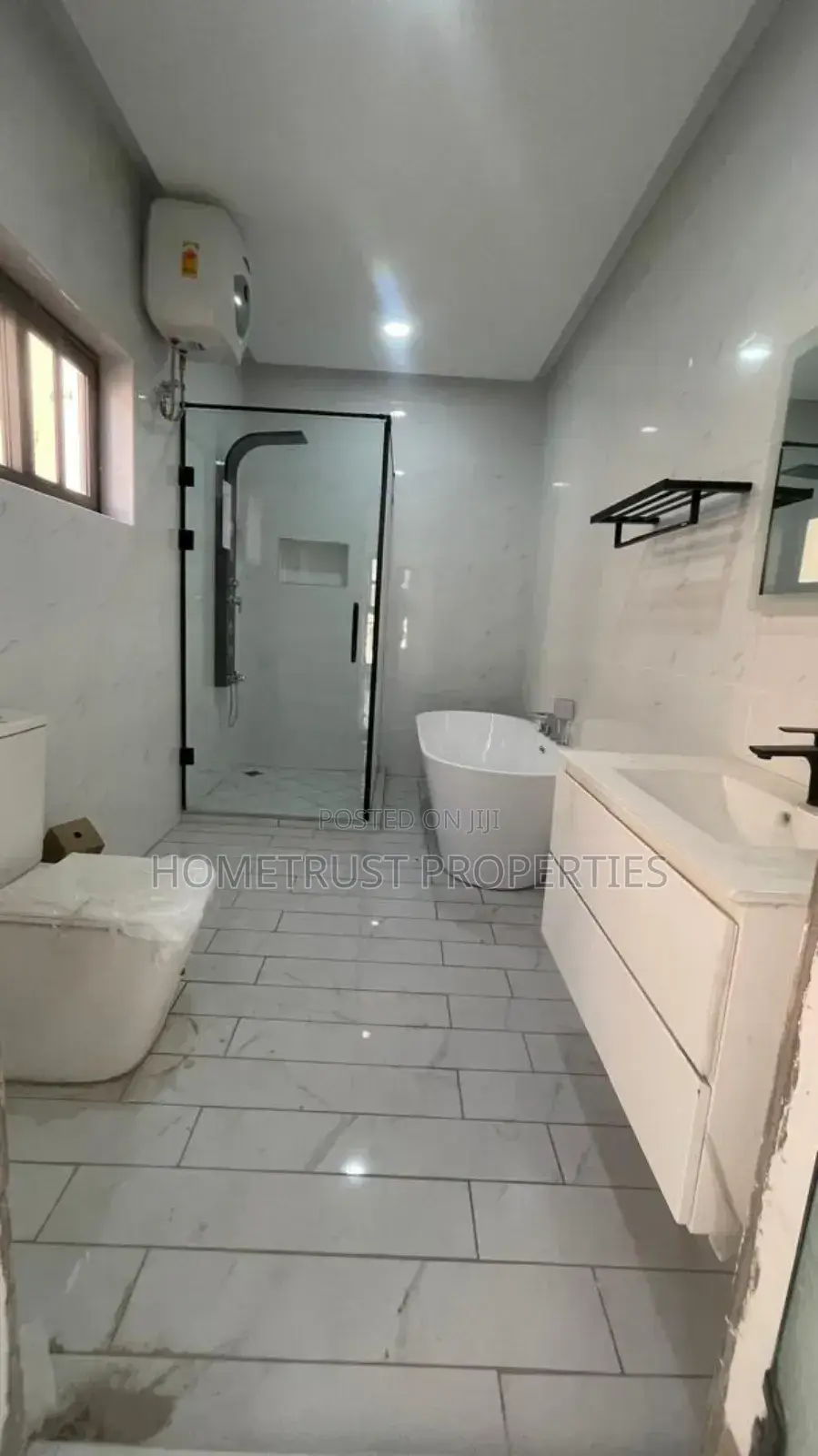 4bdrm Duplex in East Legon Hills, Nmai-Dzorn for sale in Nmai-Dzorn