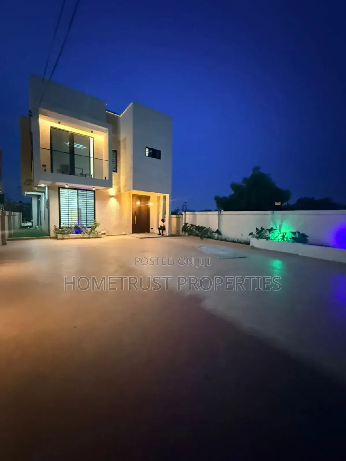 3bdrm Duplex in Hometrust Properties, Nmai-Dzorn for sale in Nmai-Dzorn