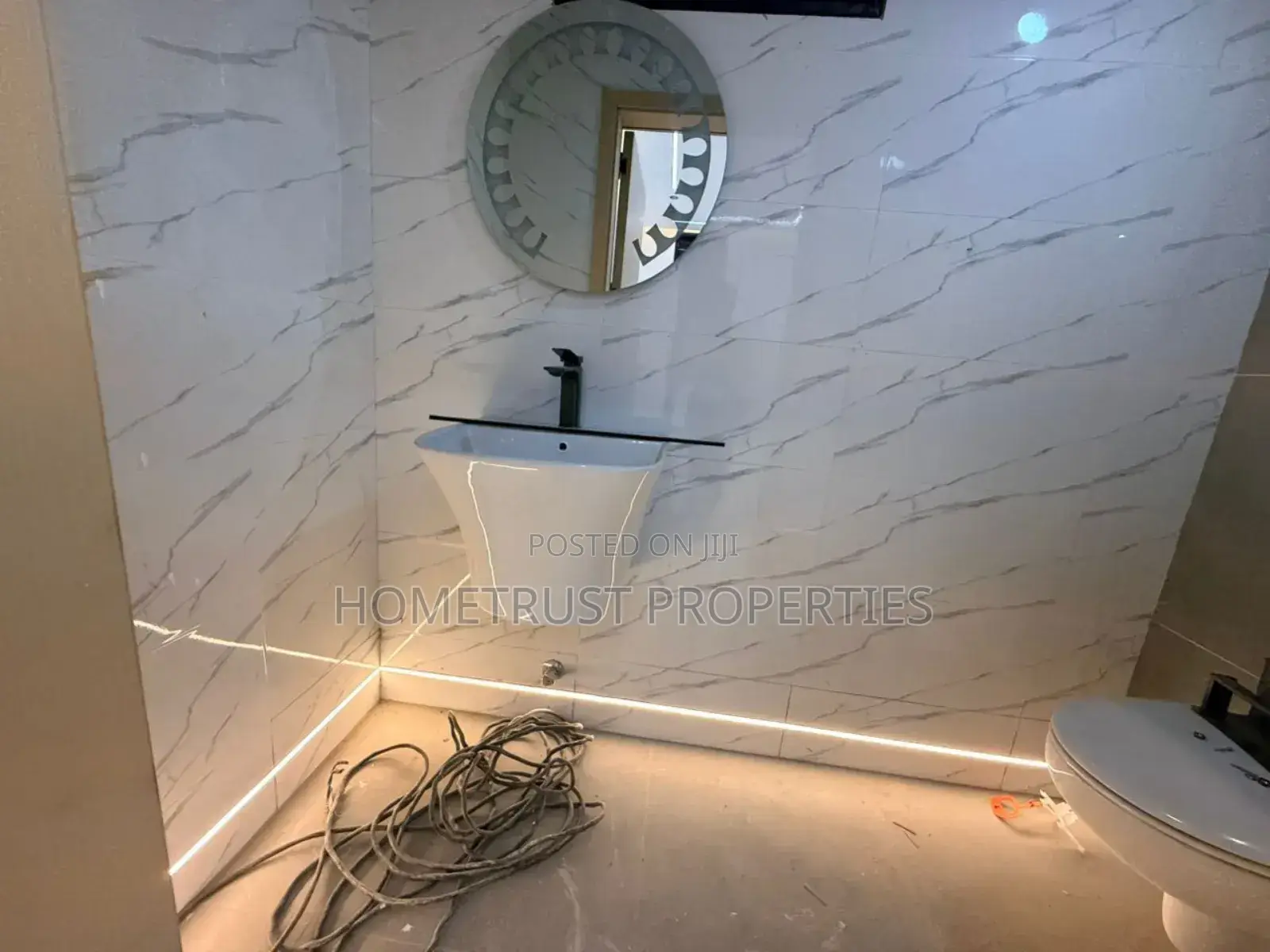 3bdrm Duplex in Hometrust Properties, Nmai-Dzorn for sale in Nmai-Dzorn