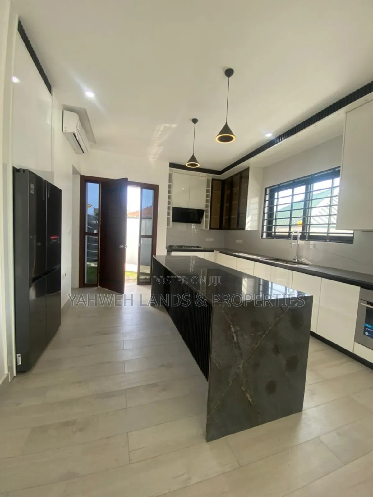 3bdrm House in Baatsona Total for sale in Baatsona Total