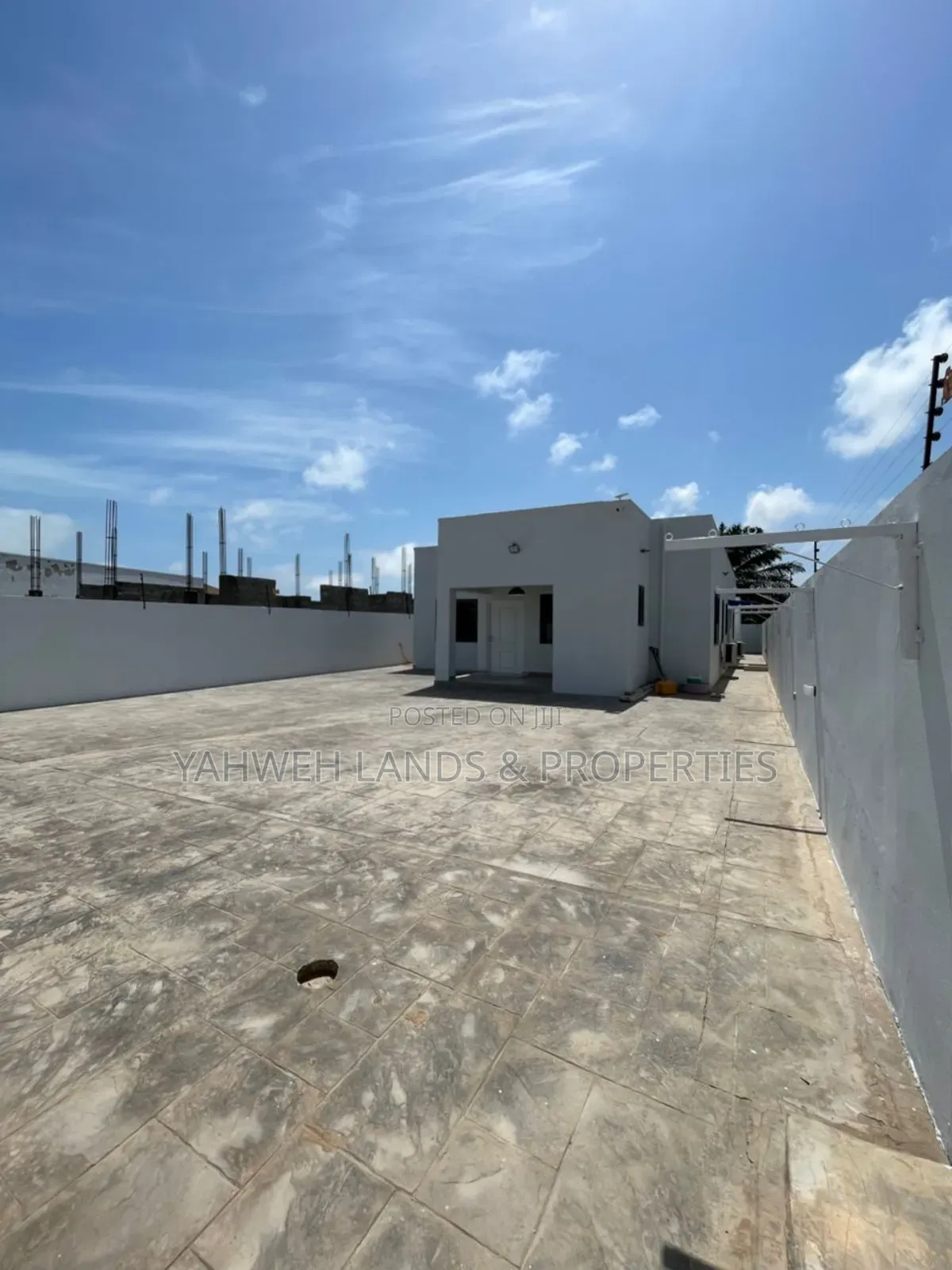 3bdrm House in Spintex, Baatsona Total for sale in Baatsona Total