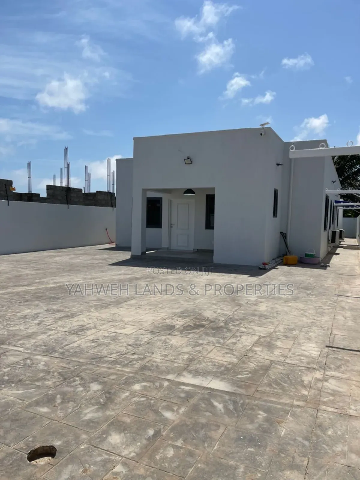 3bdrm House in Spintex, Baatsona Total for sale in Baatsona Total