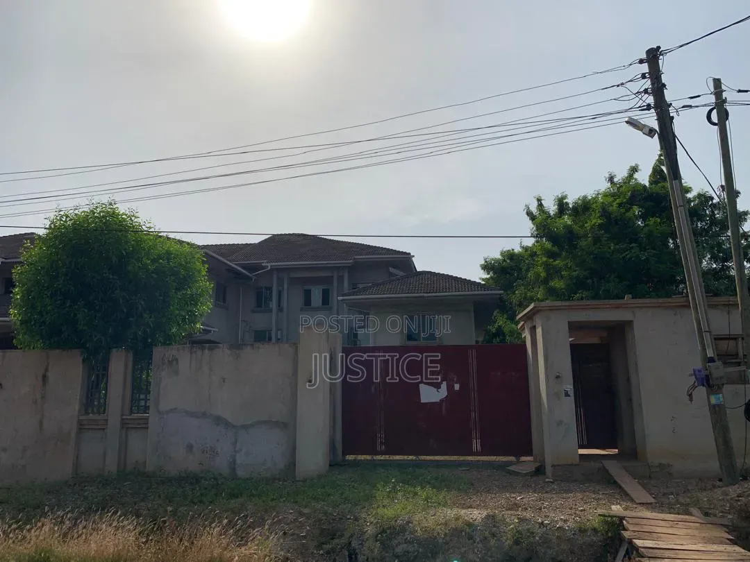 12bdrm Mansion in East Airport, Tseaddo for sale in Tseaddo