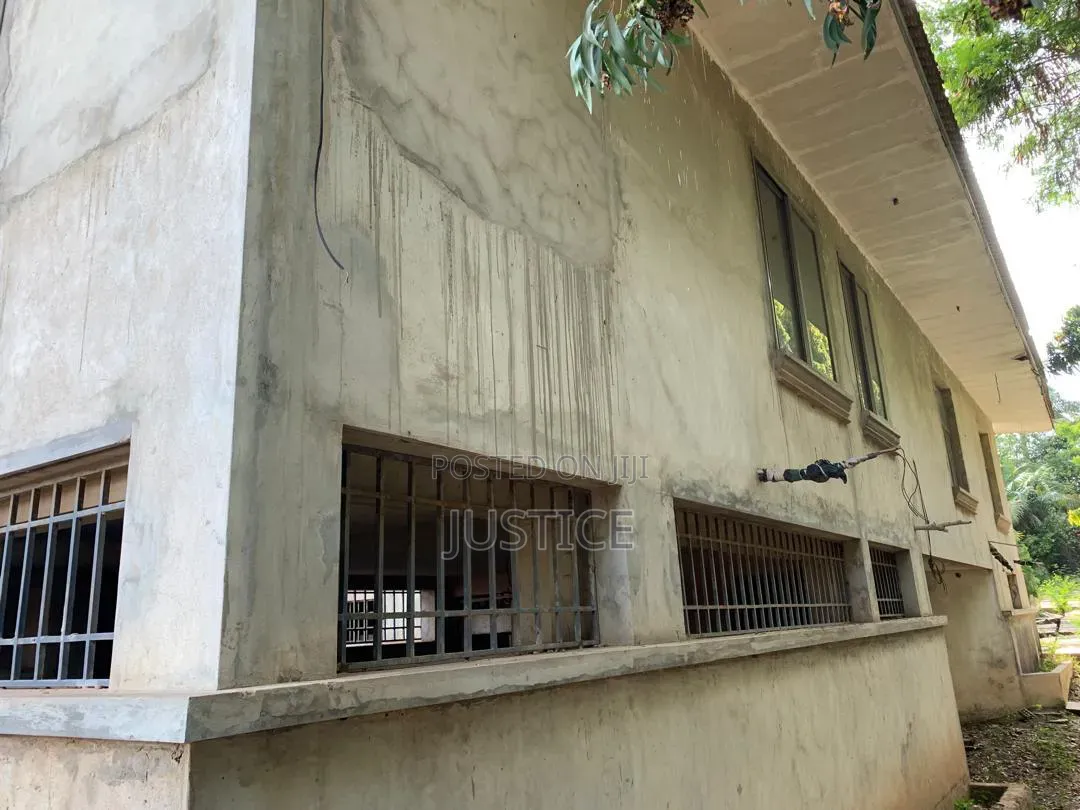 12bdrm Mansion in East Airport, Tseaddo for sale in Tseaddo