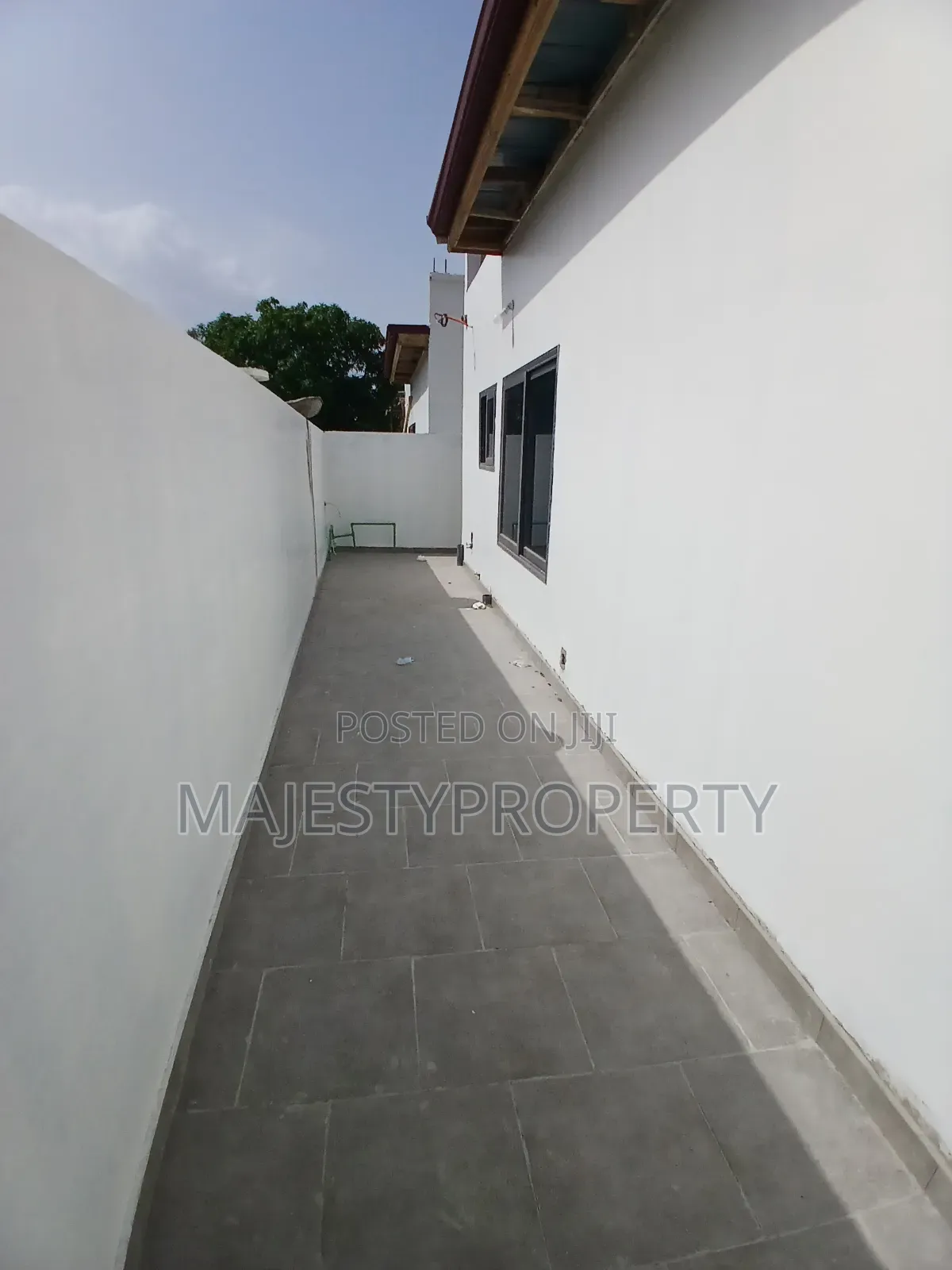 3bdrm House in Manet for sale in Manet Court
