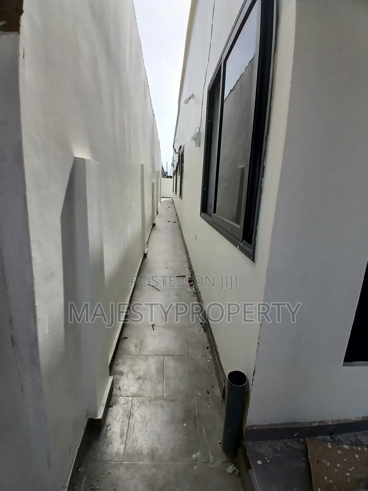 3bdrm House in Manet for sale in Manet Court