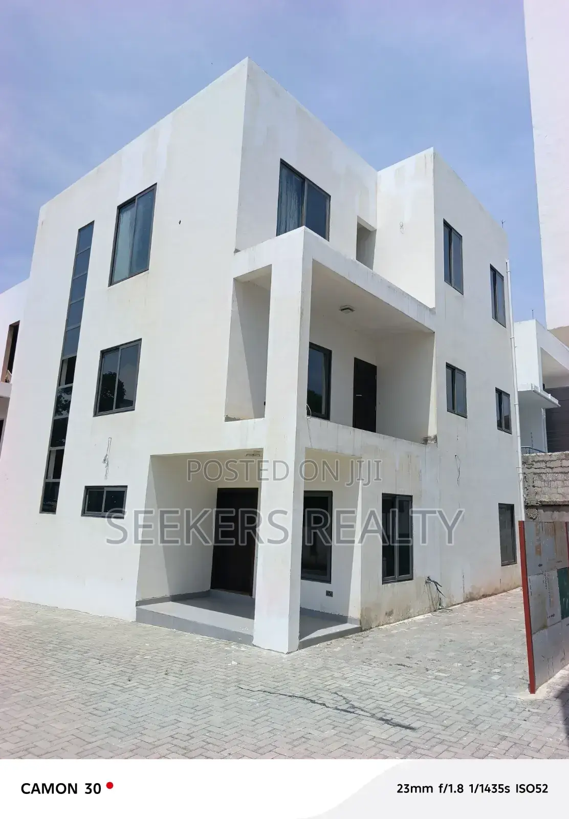4bdrm Townhouse/Terrace in Seekers Realty, US Embassy Area for sale in US Embassy Area