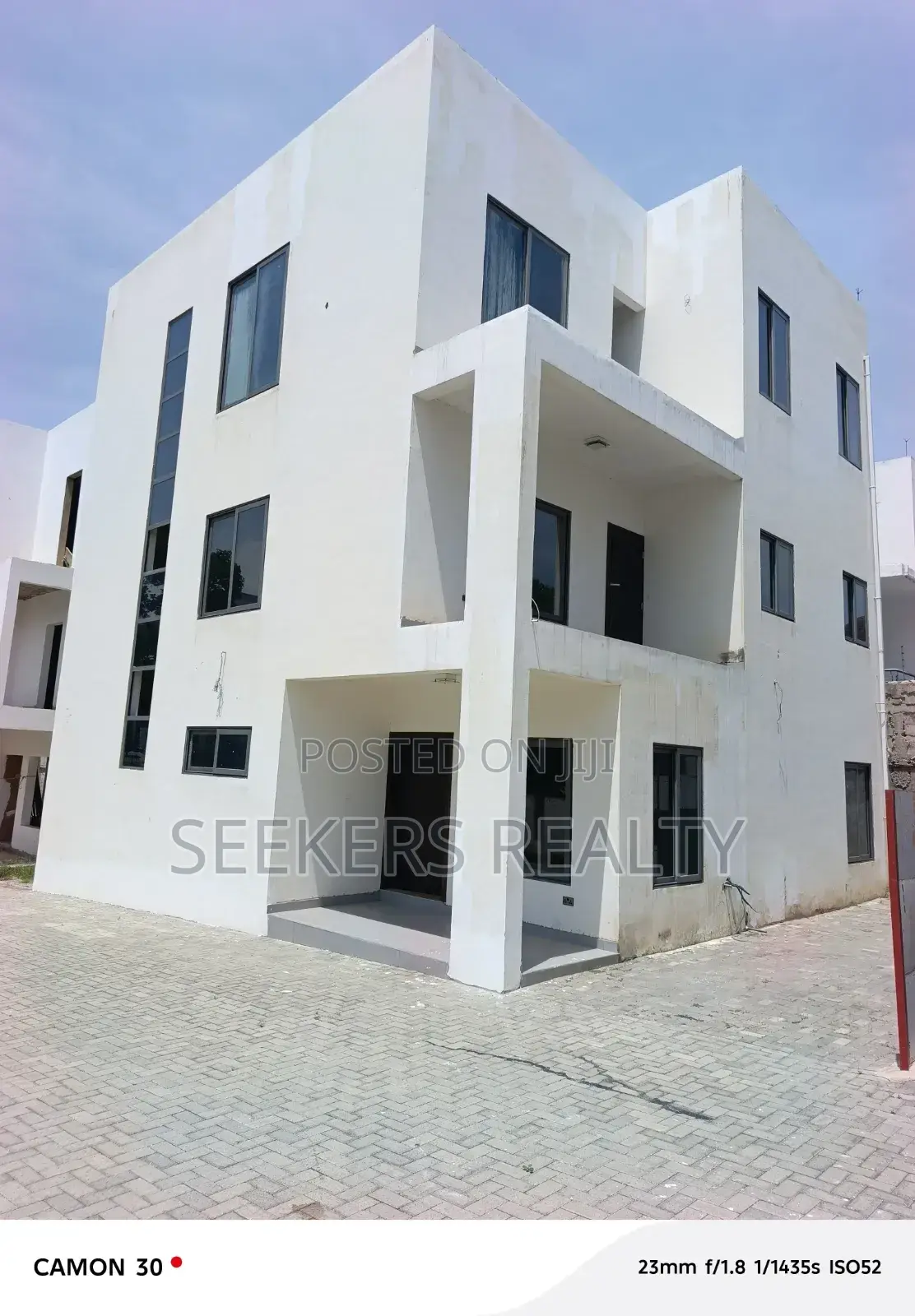 4bdrm Townhouse/Terrace in Seekers Realty, US Embassy Area for sale in US Embassy Area