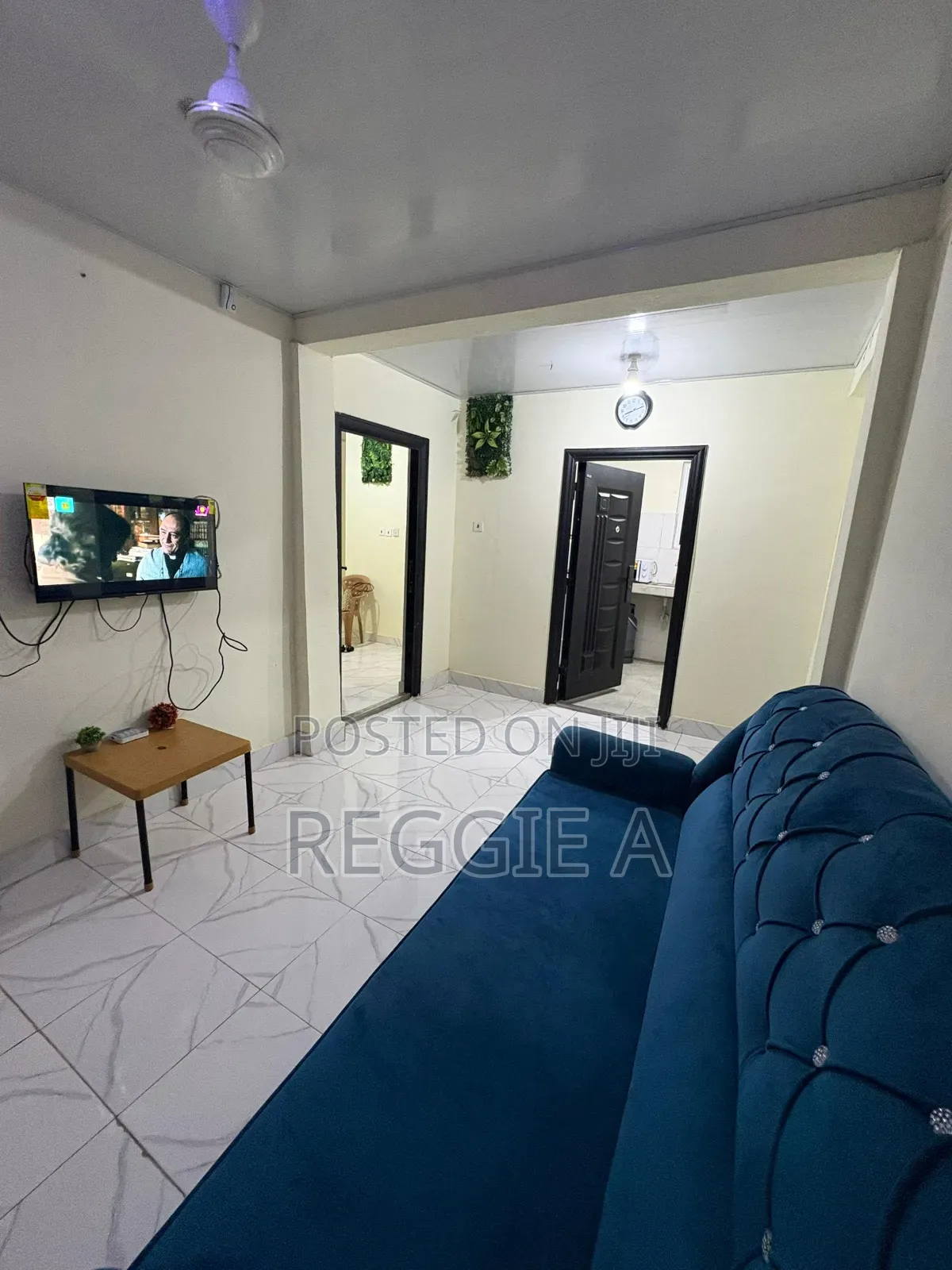 - *2 Bedroom* Nice, Fully Furnished Flat. Short Stay. in Ga South Municipal