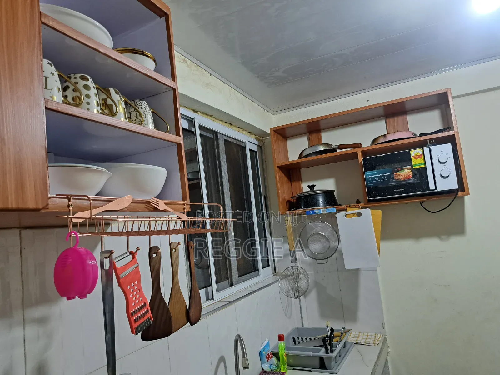 - *2 Bedroom* Nice, Fully Furnished Flat. Short Stay. in Ga South Municipal