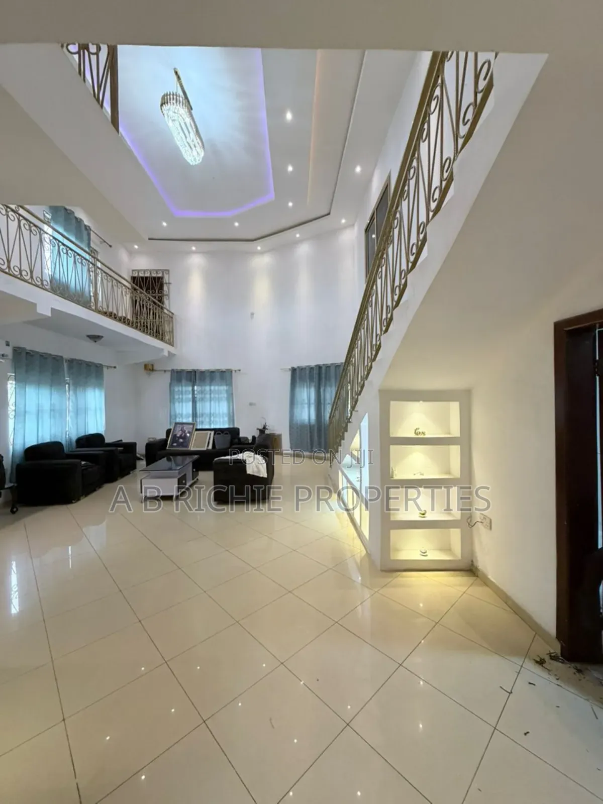 6bdrm House in Ab Richie Properties, Pillar 2 for sale in Pillar 2