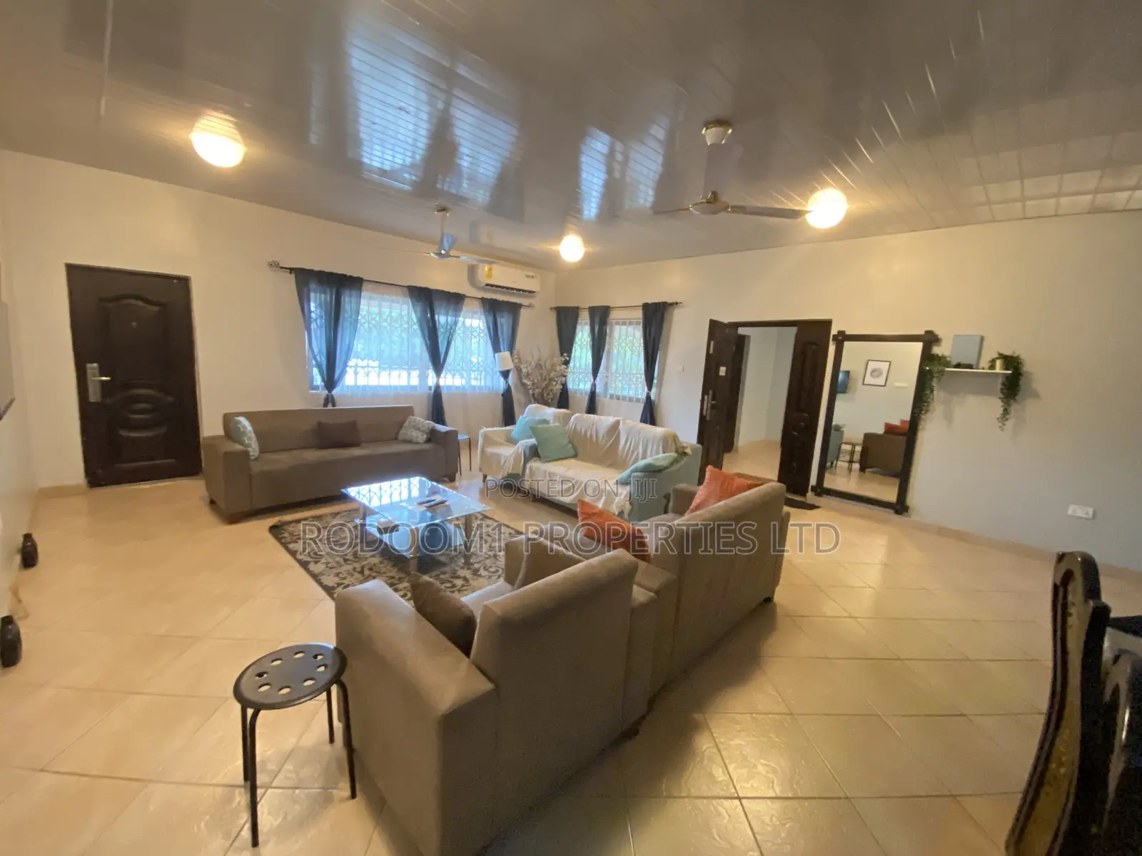 Fully Furnished Executive 3 Bedrooms Apartments at Tesano for Short Stay in Tesano