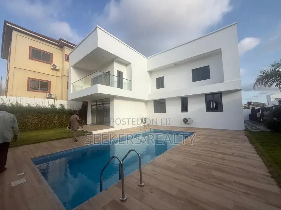 5bdrm Townhouse/Terrace in Seekers Realty, American House for sale in American House