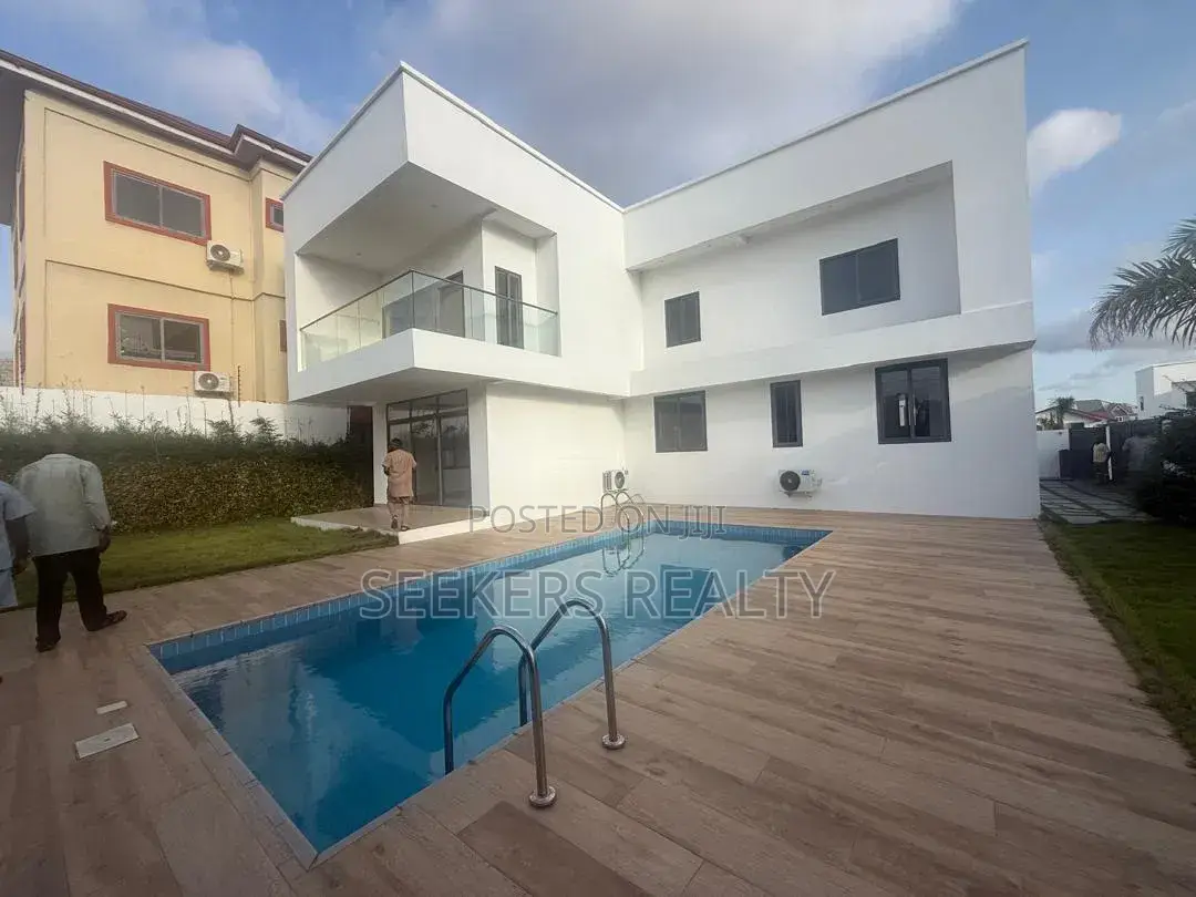 5bdrm Townhouse/Terrace in Seekers Realty, American House for sale in American House