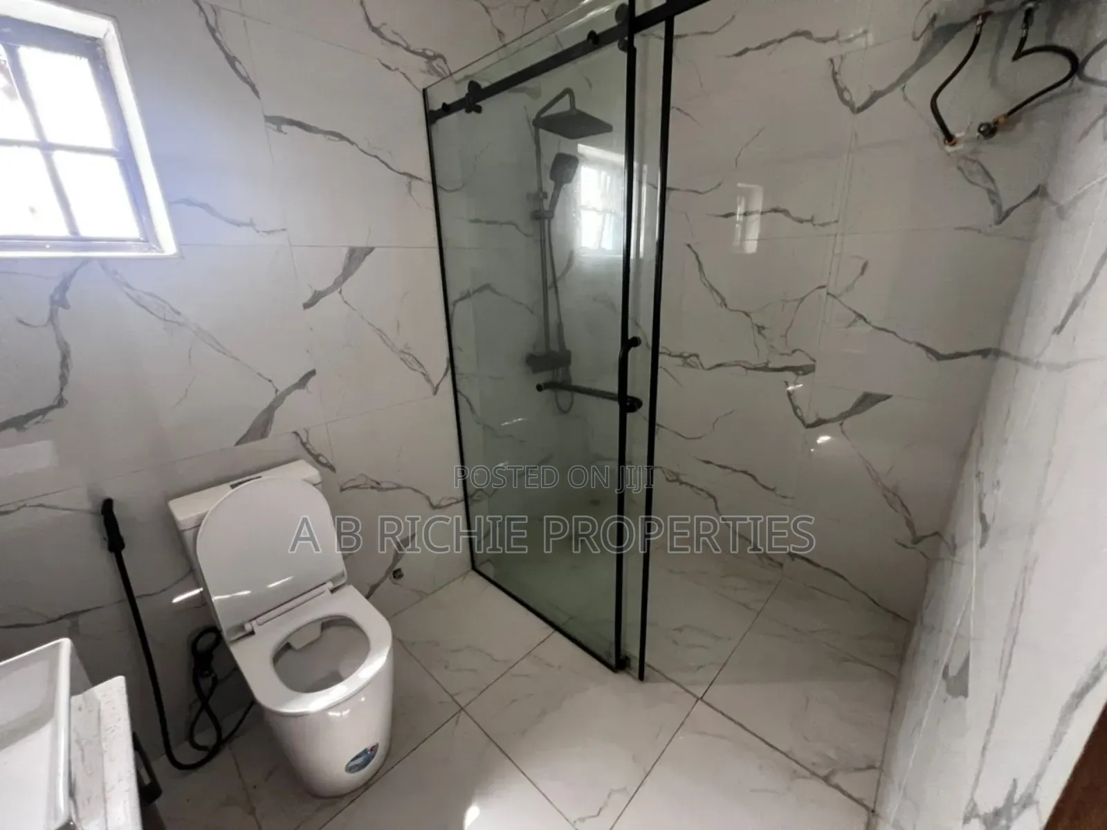 5bdrm Duplex in Ab Richie Properties, Boundary Road Area for sale in Boundary Road Area