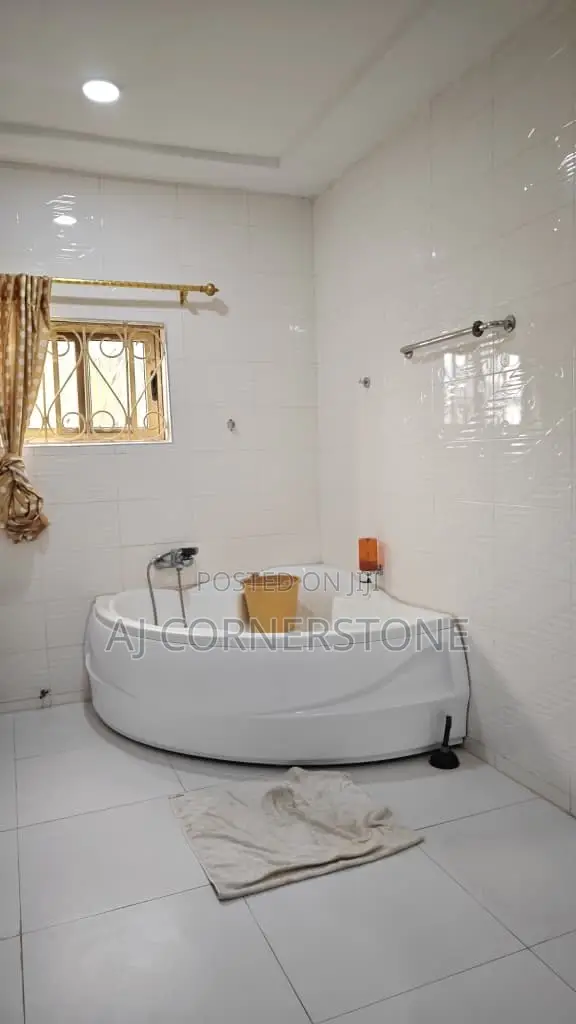 6bdrm Mansion in Dome for sale in Dome