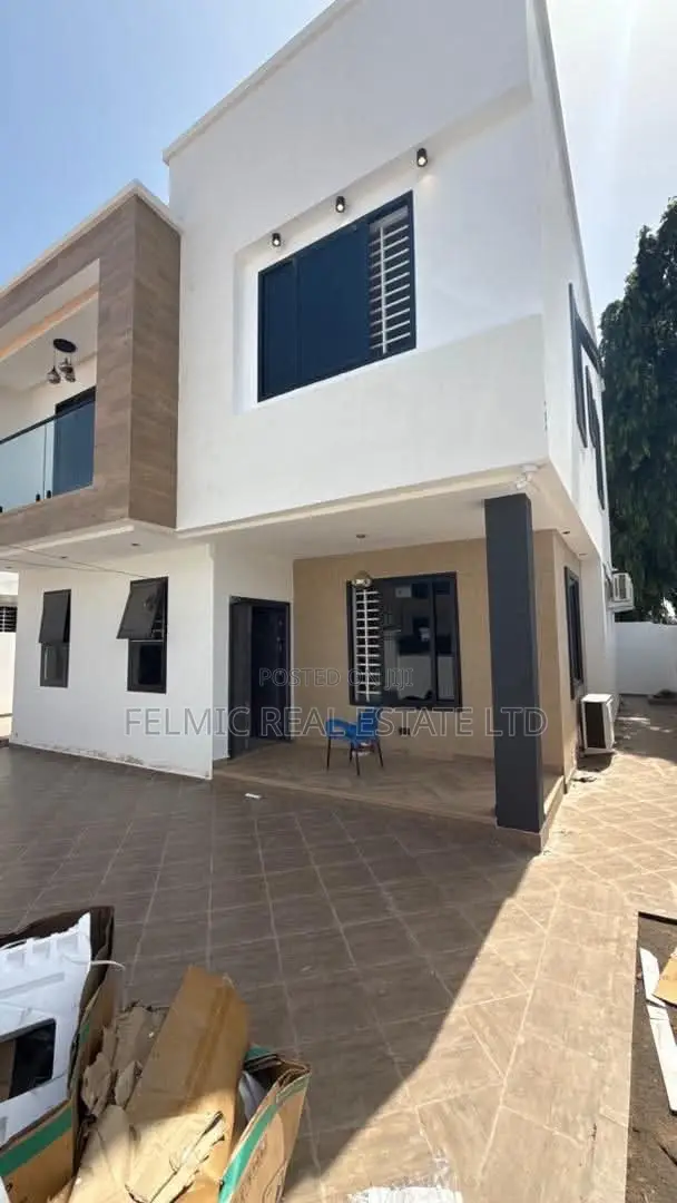 3bdrm Duplex in Felmic Real Estate, Baatsona Total for sale in Baatsona Total