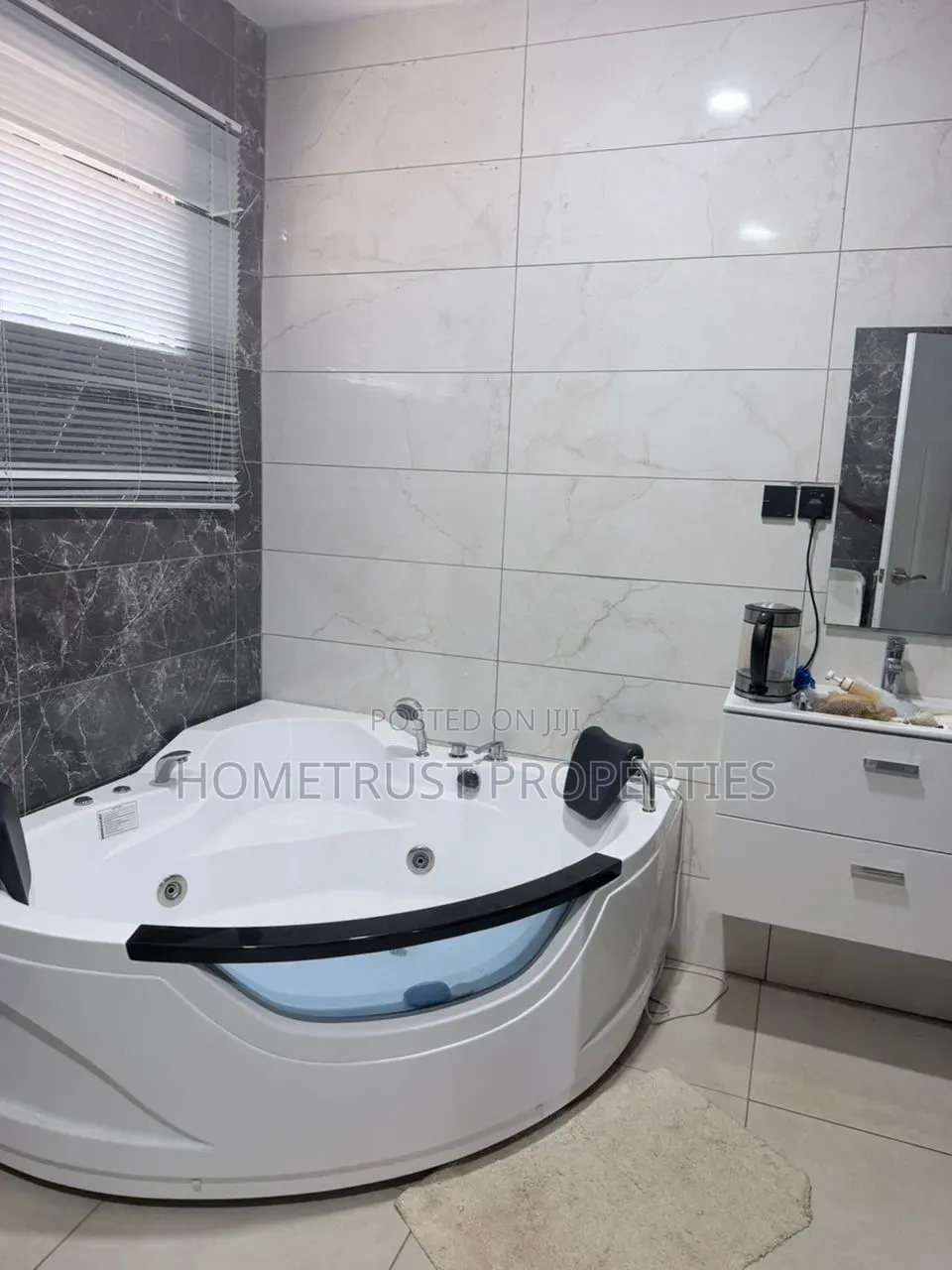 4bdrm Duplex in Achimota Tantra, Mile 7 for sale in Mile 7