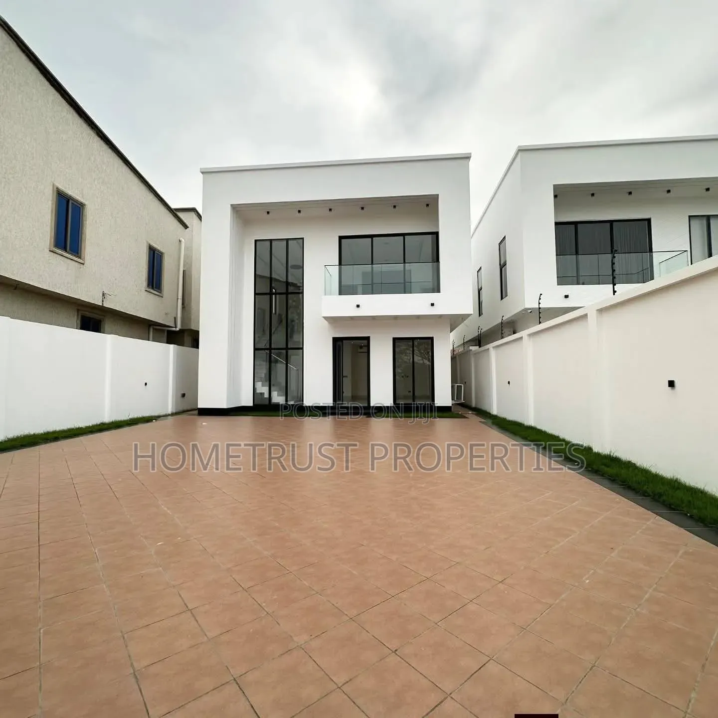4bdrm Duplex in Spintex Shell, Baatsona Total for sale in Baatsona Total
