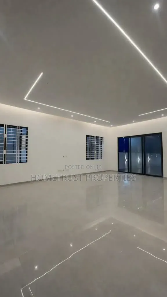 4bdrm Duplex in Spintex Sakumono, Baatsona Total for sale in Baatsona Total