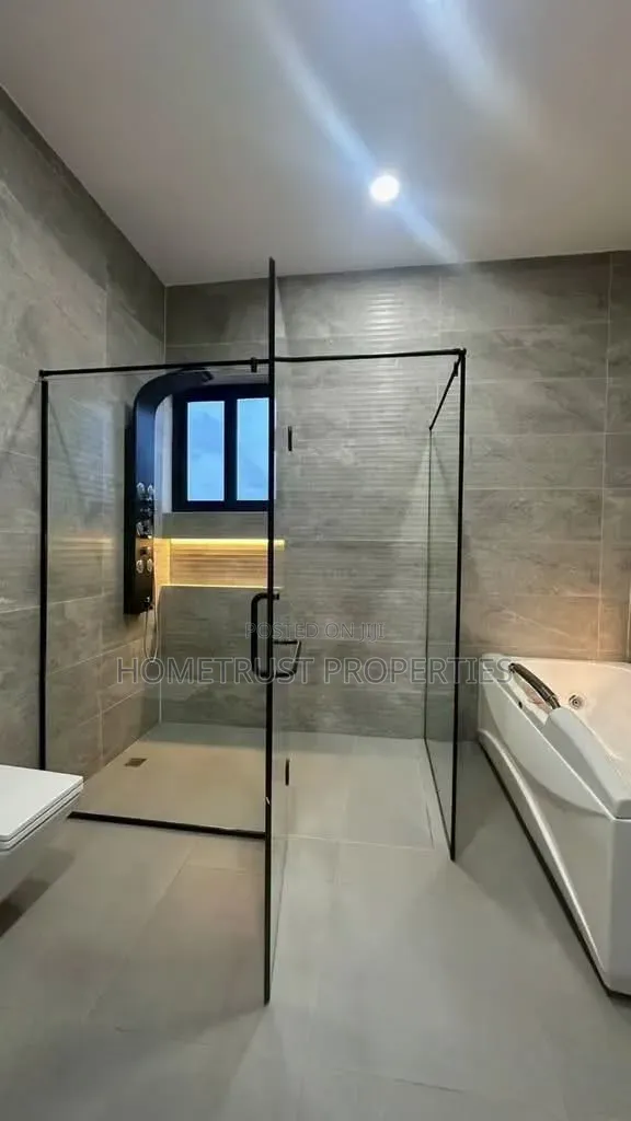 4bdrm Duplex in Spintex Sakumono, Baatsona Total for sale in Baatsona Total