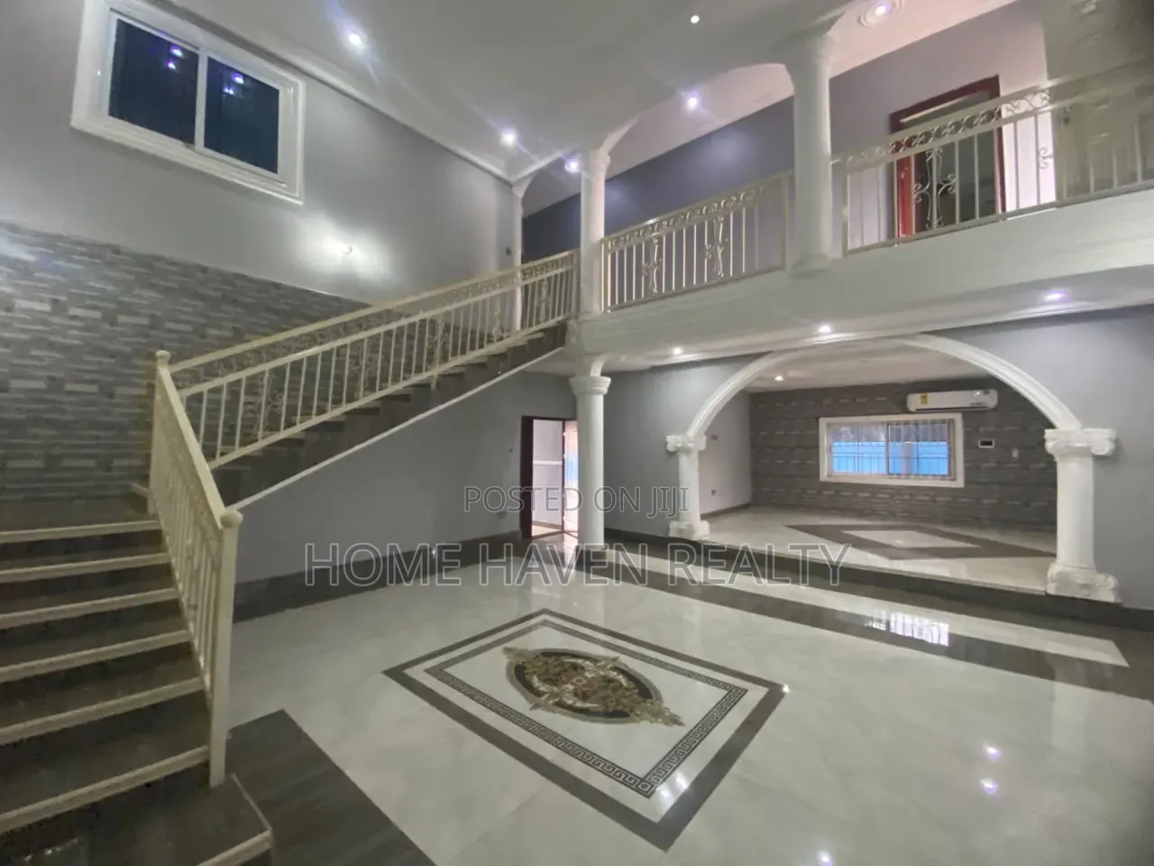 5bdrm House in Haasto Bohye, Papao for sale in Papao