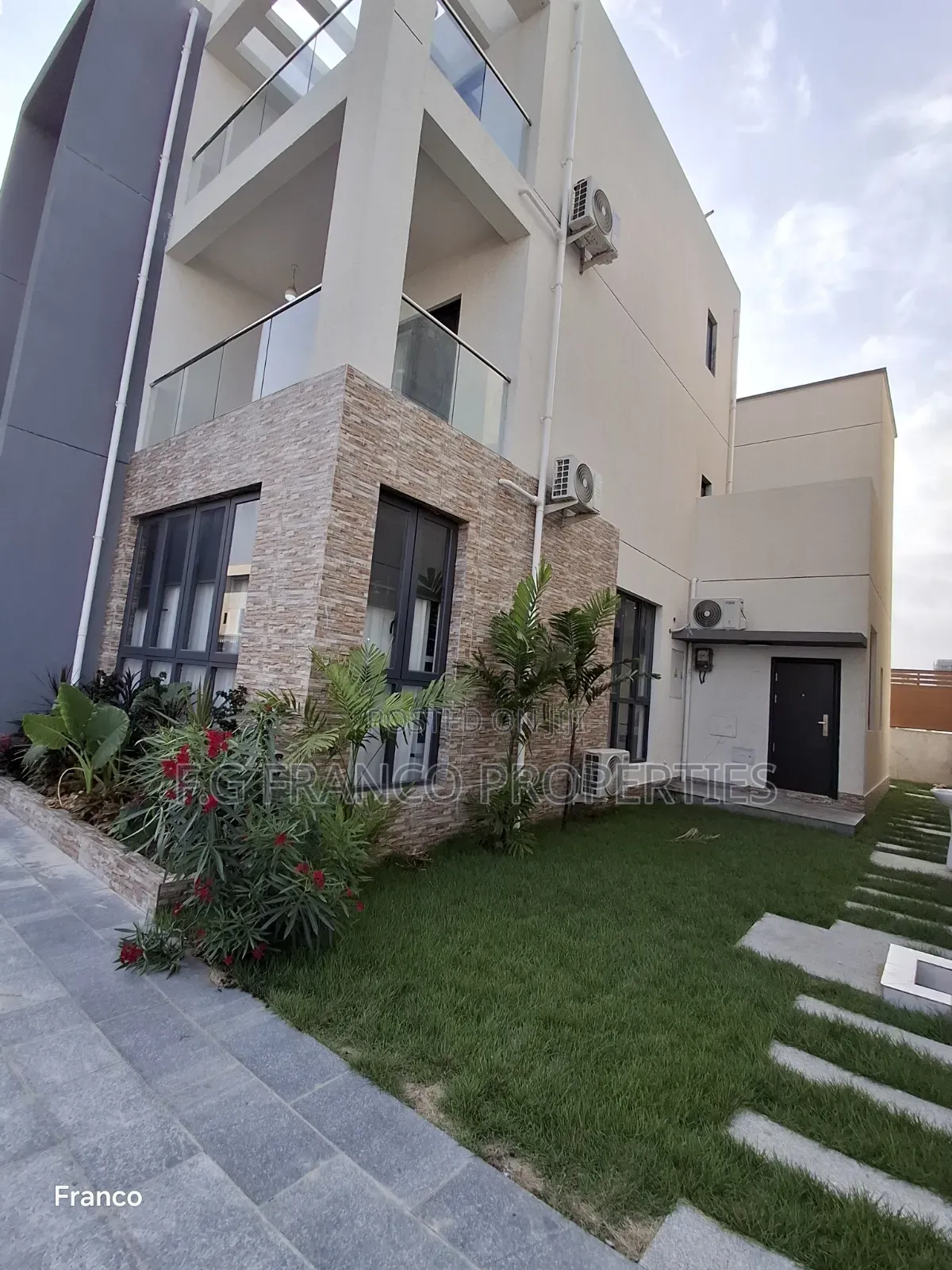 Furnished 4bdrm House in Kg,Franco Properties, Sakumono for sale in Sakumono