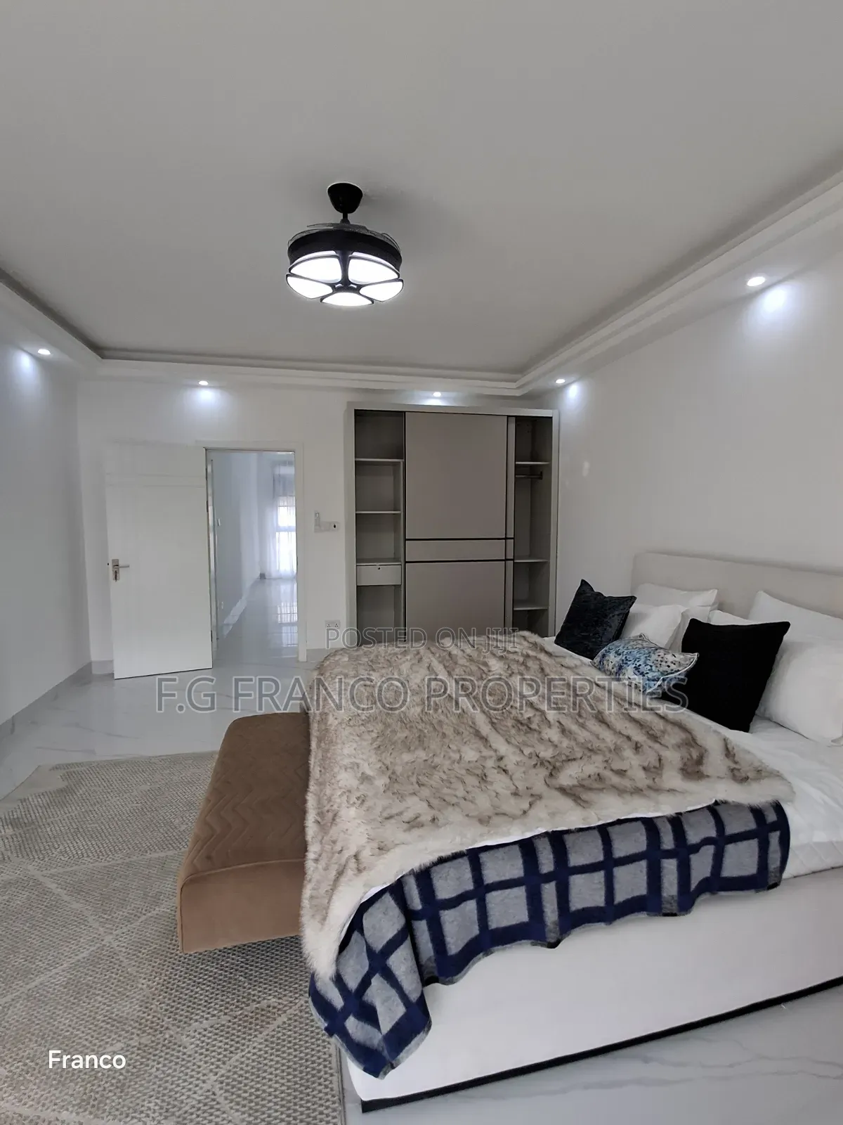 Furnished 4bdrm House in Kg,Franco Properties, Sakumono for sale in Sakumono