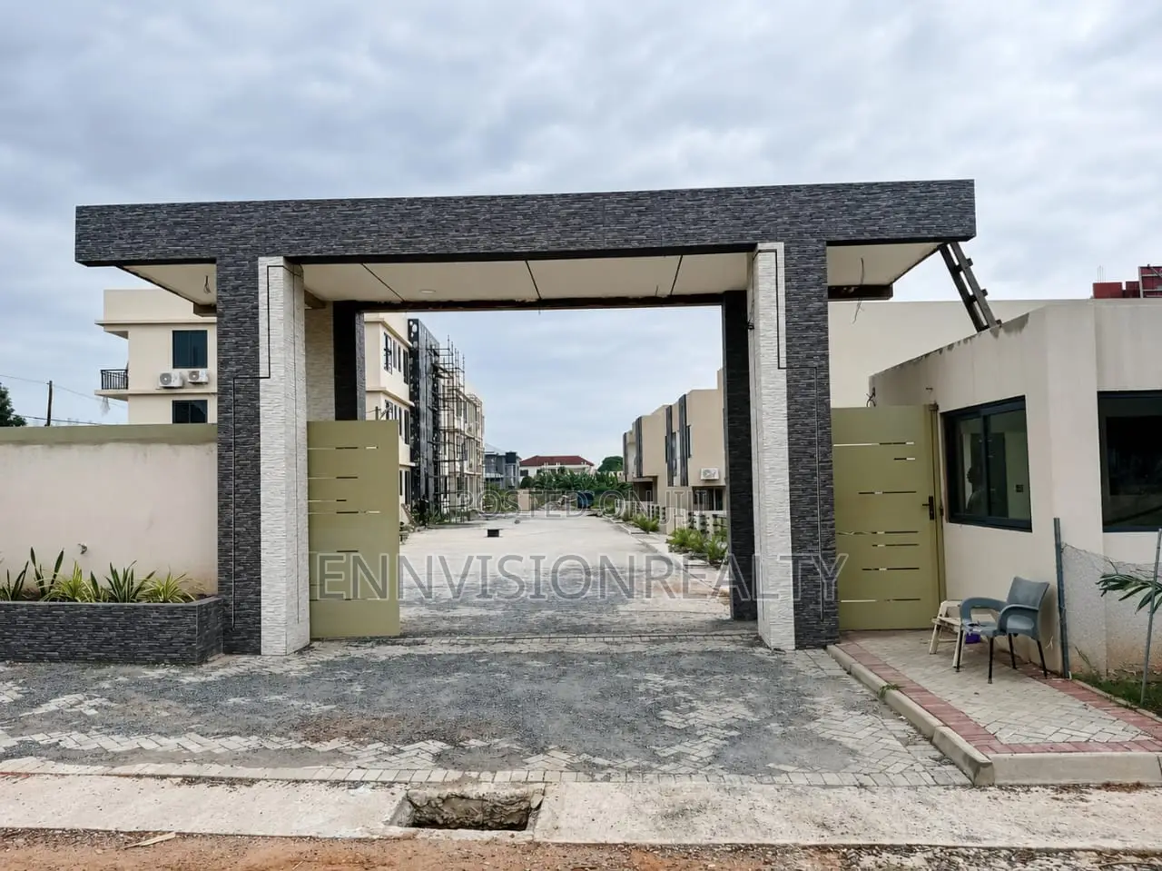 2bdrm Townhouse/Terrace in The Mall for sale in The Mall