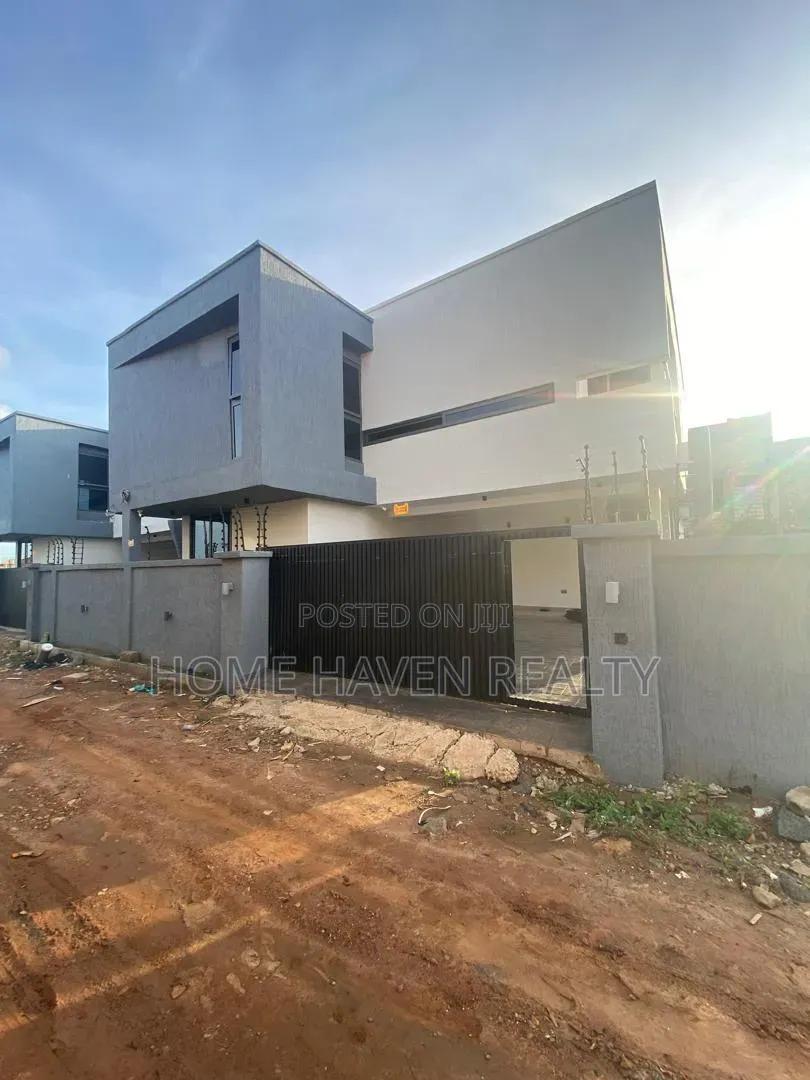 4bdrm House in Spintex Comm 18, Baatsona Total for sale in Baatsona Total