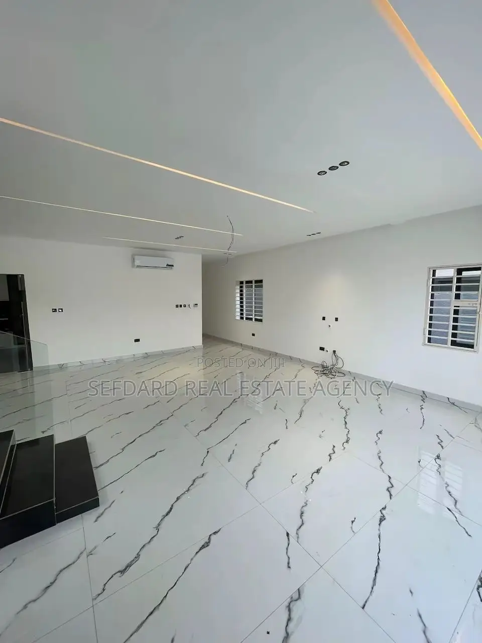 4bdrm Duplex in Sefdard Properties, Oyarifa for sale in Oyarifa