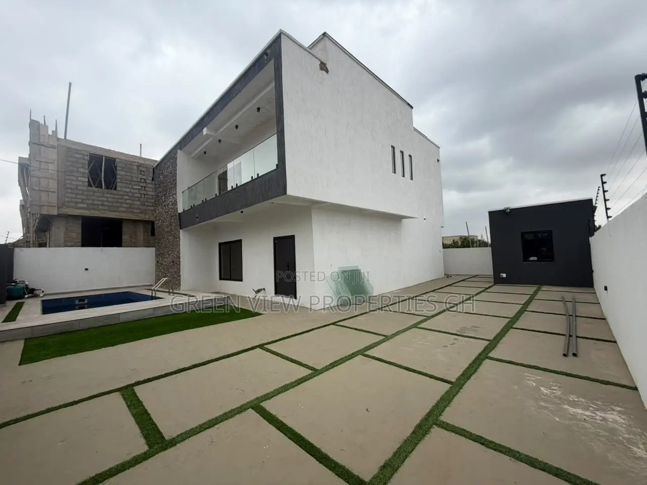 Furnished 4bdrm Duplex in Ashaley Botwe for sale in Ashaley Botwe