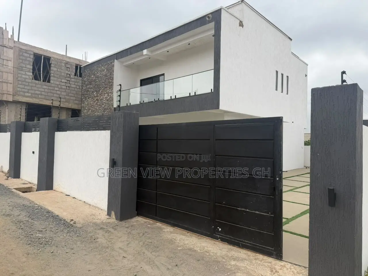 Furnished 4bdrm Duplex in Ashaley Botwe for sale in Ashaley Botwe