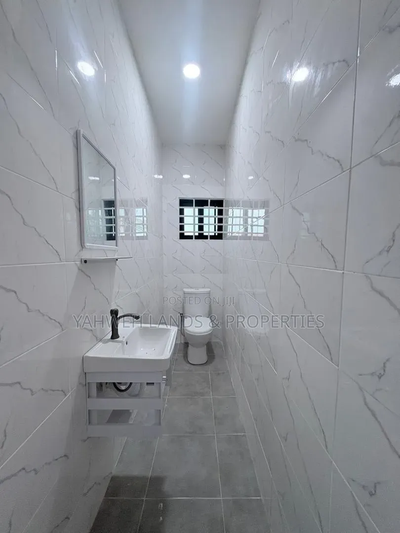 3bdrm House in Spintex Hfc for sale in Spintex