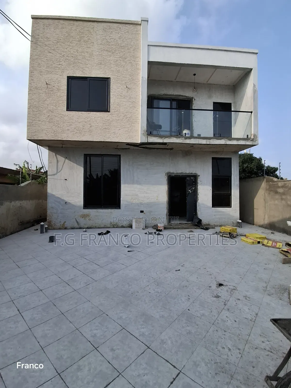 4bdrm House in Kg, Franco, Baatsona Total for sale in Baatsona Total