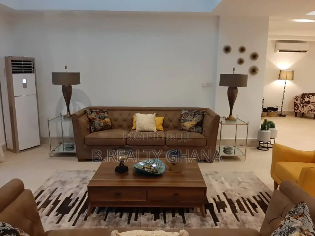 Furnished 3bdrm Apartment in Airport Residential Area for sale in Airport Residential Area