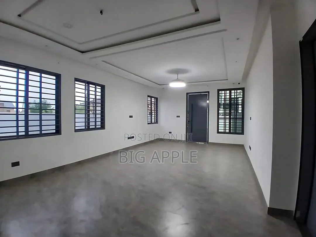 3bdrm House in Lakeside Estate for sale in Lake Side Estate