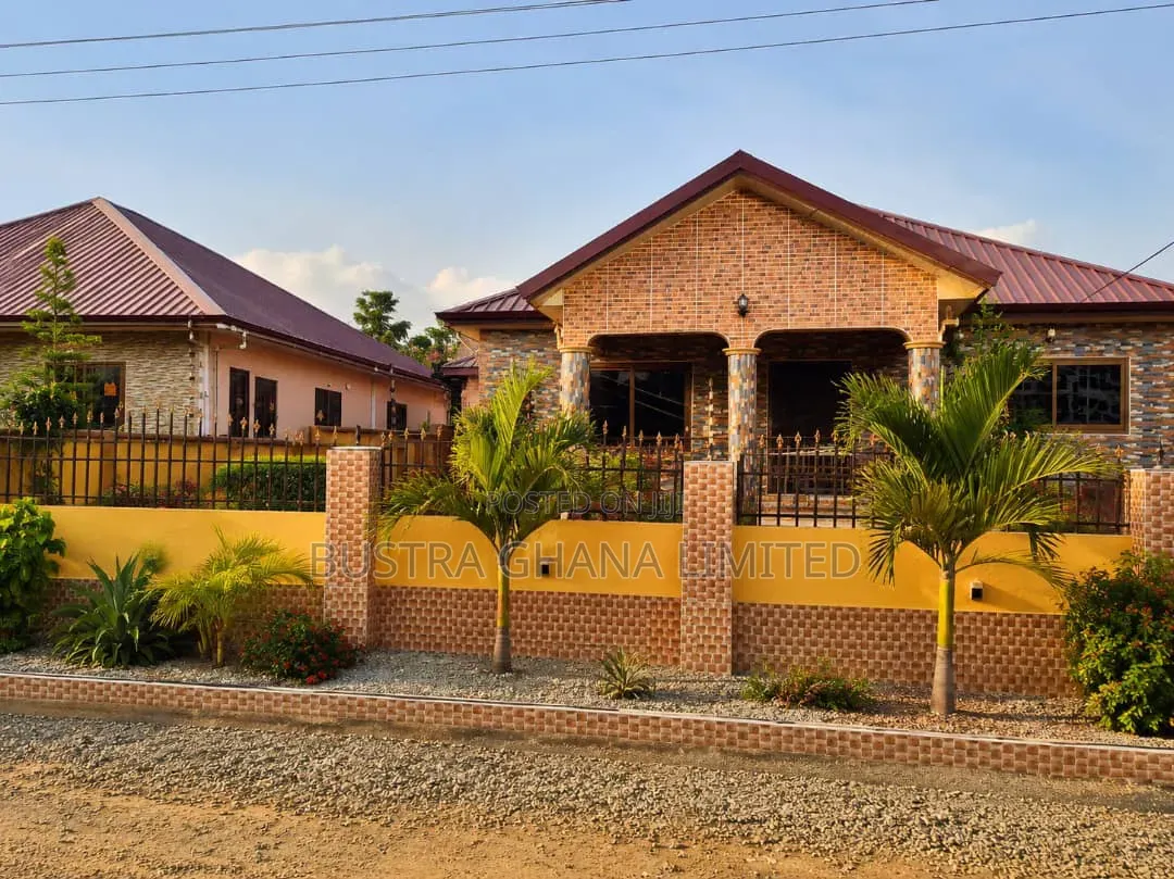 Furnished 3bdrm House in Budumburam for sale in Budumburam