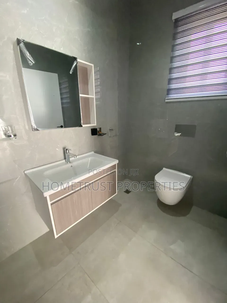 2bdrm Duplex in Ashaley Botwe School, Nmai-Dzorn for sale in Nmai-Dzorn