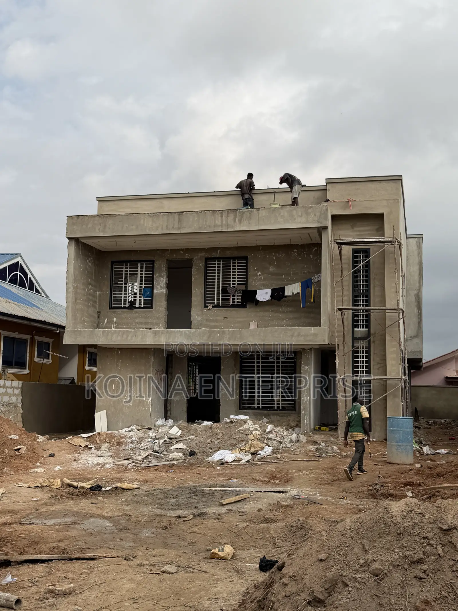 Furnished 5bdrm Townhouse/Terrace in Daban, Kumasi Metropolitan in Kumasi Metropolitan