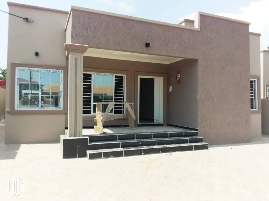 4bdrm House in Spintex for Sale in Spintex