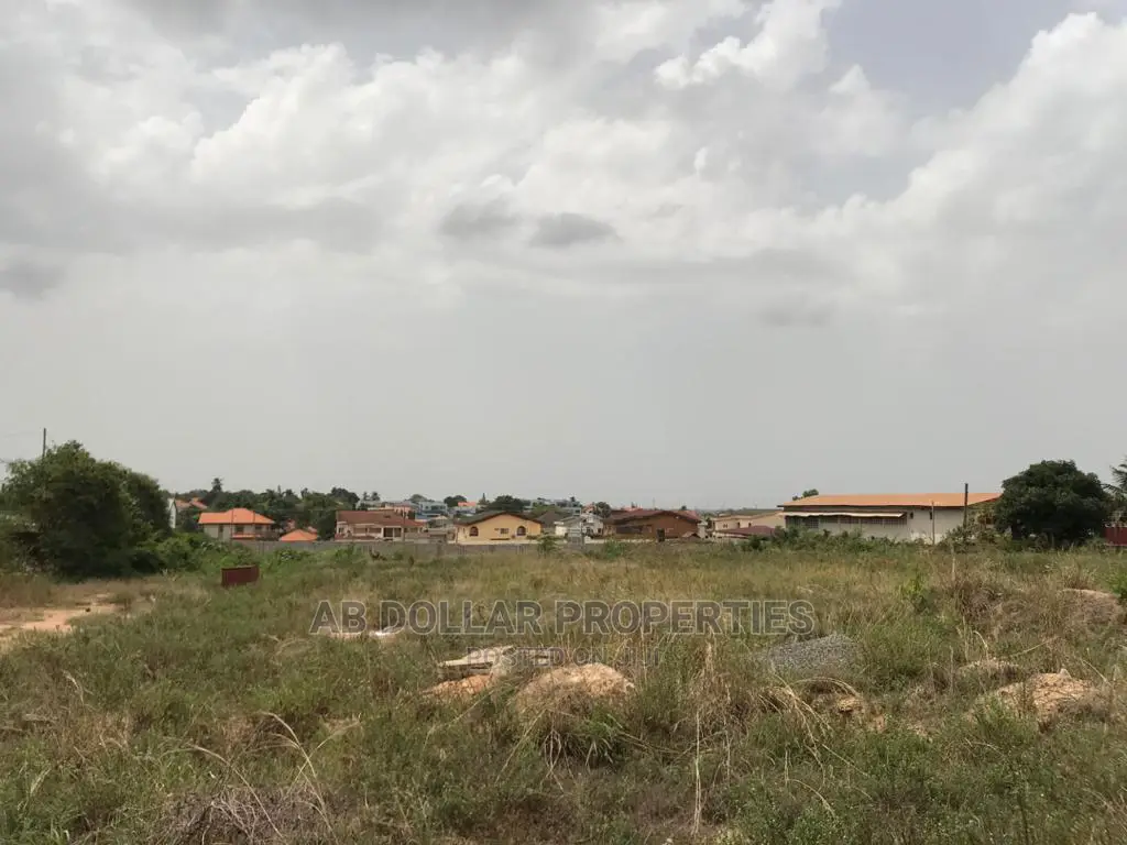 3 Acres of Land for Sale in Papaye