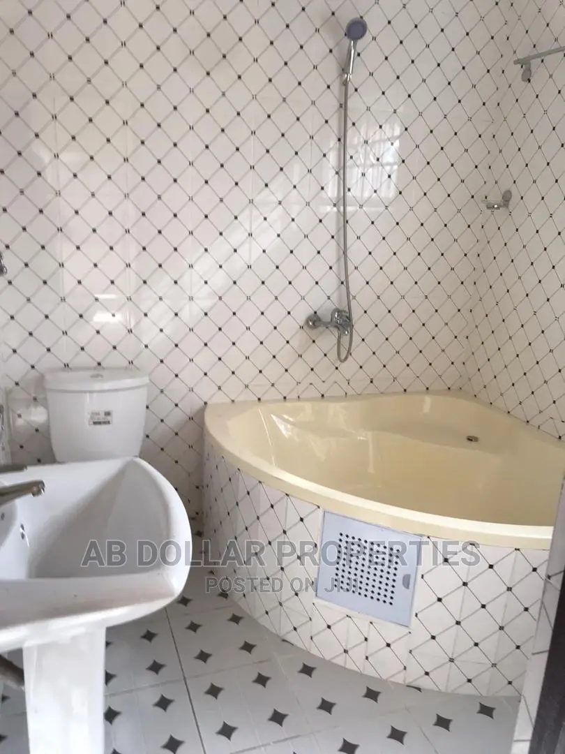 3 Bedroom House for Sale in Baatsona Total