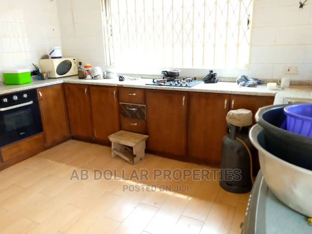 3bdrm House in Spintex for rent in Spintex
